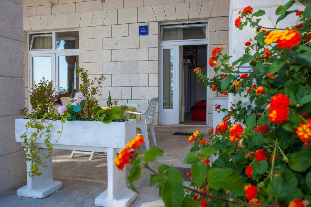Apartments Lara Podgora Exterior foto